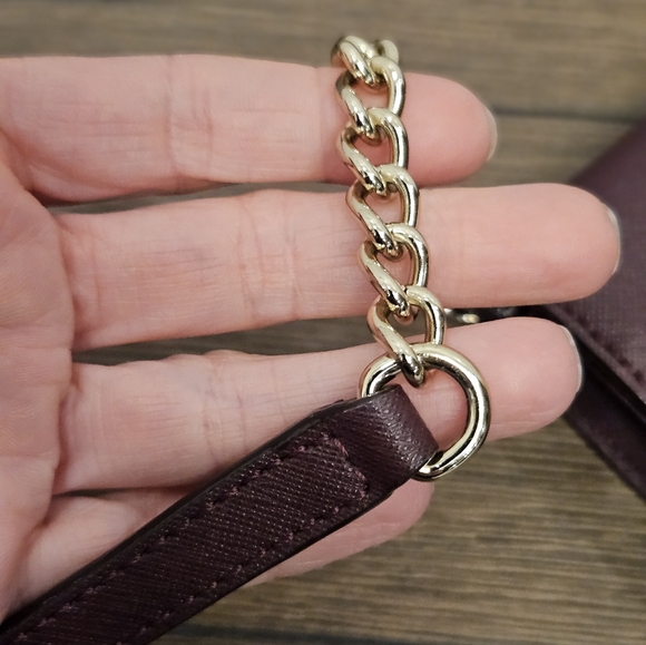 Kate Spade Burgundy Crossbody Bag - Like New - Picture 3 of 13